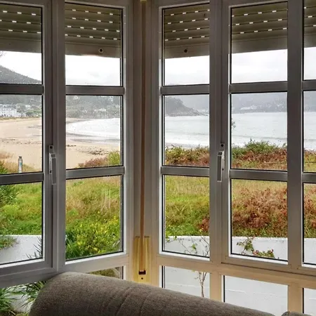 Comfortable House With Sea View In Viveiro, 200 M²