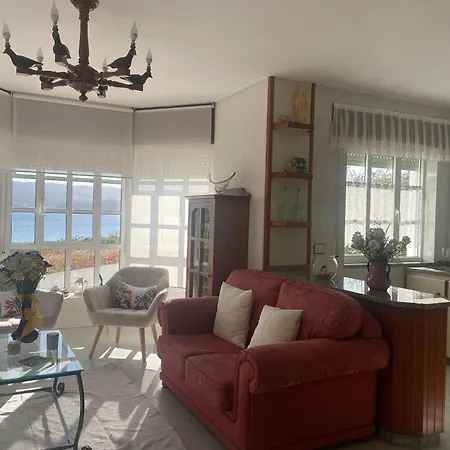 Casa de Férias Comfortable House With Sea View In Viveiro, 200 M² *