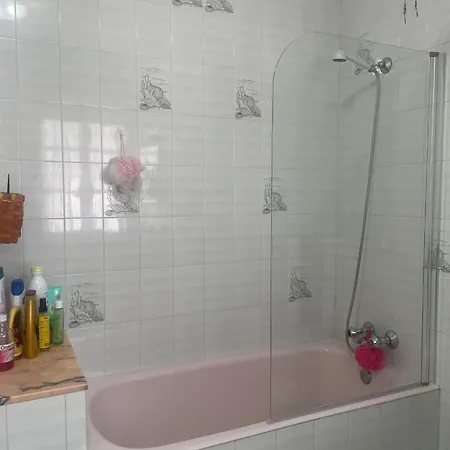 Comfortable House With Sea View In Viveiro, 200 M² Casa de Férias